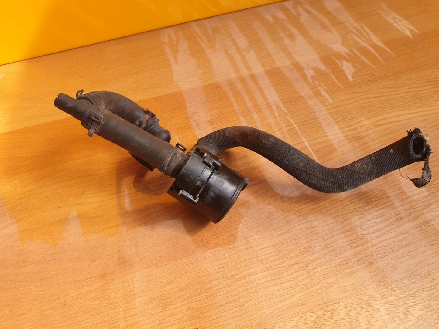 ebay-src:https://i.ebayimg.com/00/s/mtiwmfgxnjaw/z/shwaaosw-snlbsvt/$_57.jpg