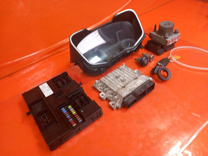 2015 Ford Tourneo Custom Engine ECU Kit BK21-12A650-AC Warranty A371 - Image 3