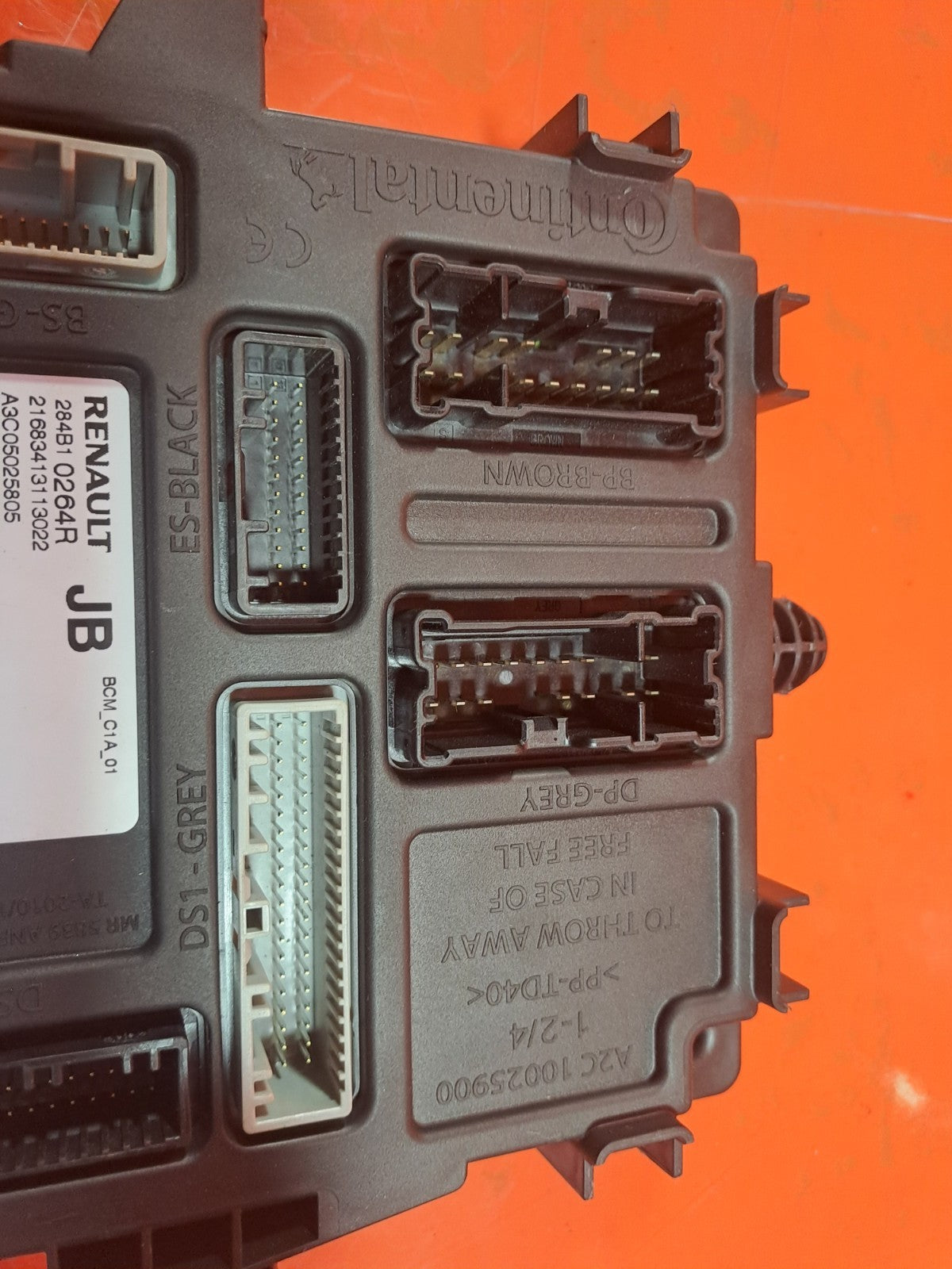 ✅2021 Renault Captur MK2 Iconic BCM Body Control Module 284B10264R A385 - Image 2