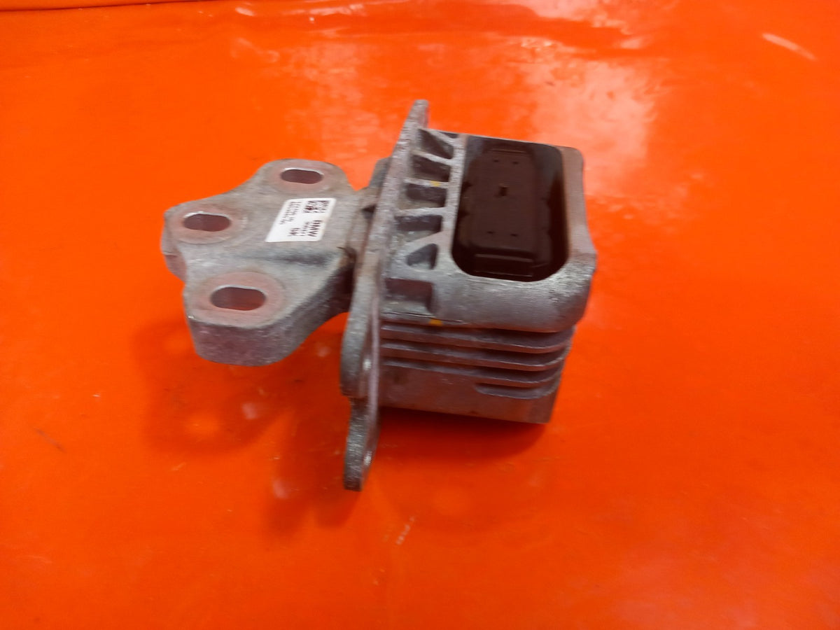 BMW F40 116D 1.5 Diesel 2021 Engine Gearbox Mount Left 6853445 Warranty A365 - Image 12