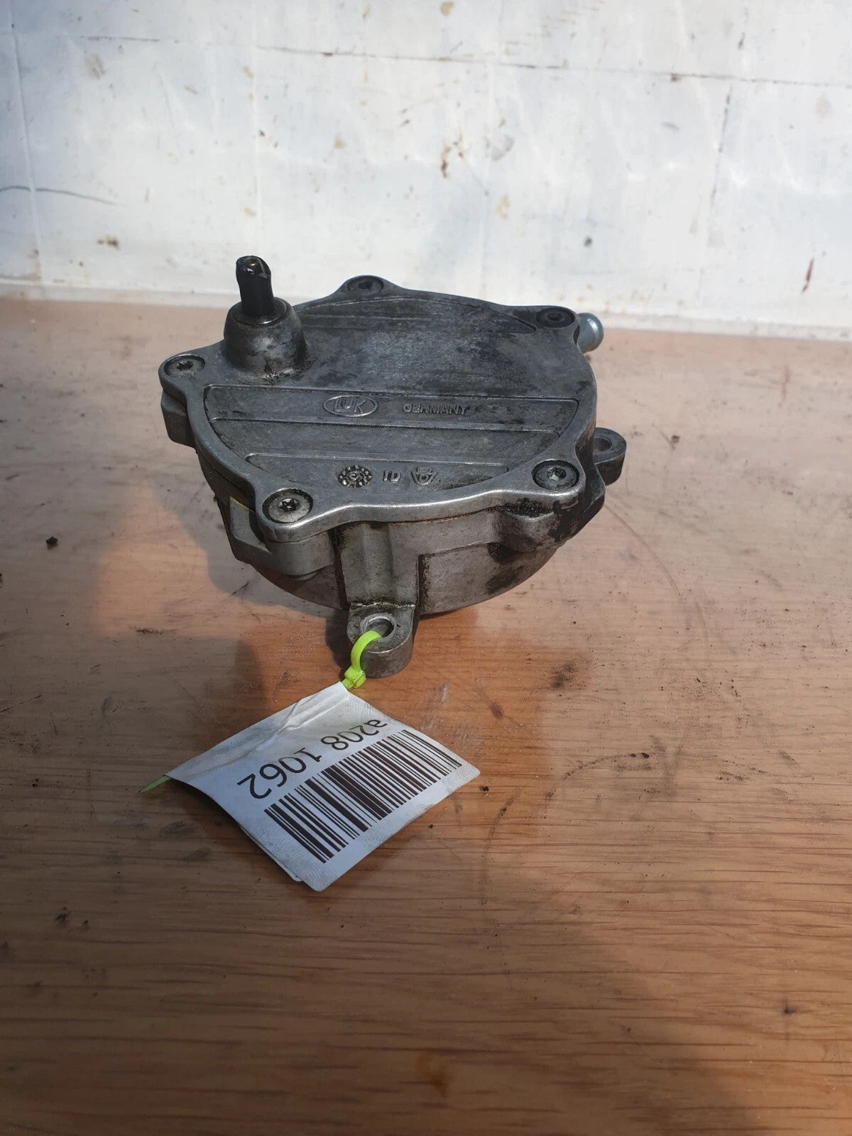 ebay-src:https://i.ebayimg.com/00/s/mtywmfgxmjaw/z/c2qaaesws0bqyazv/$_57.jpg