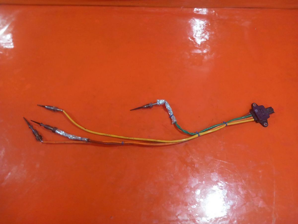 2025 Renault Kangoo MK3 Exhaust Gas Temperature Sensor 226580259R Warranty A408 - Image 1