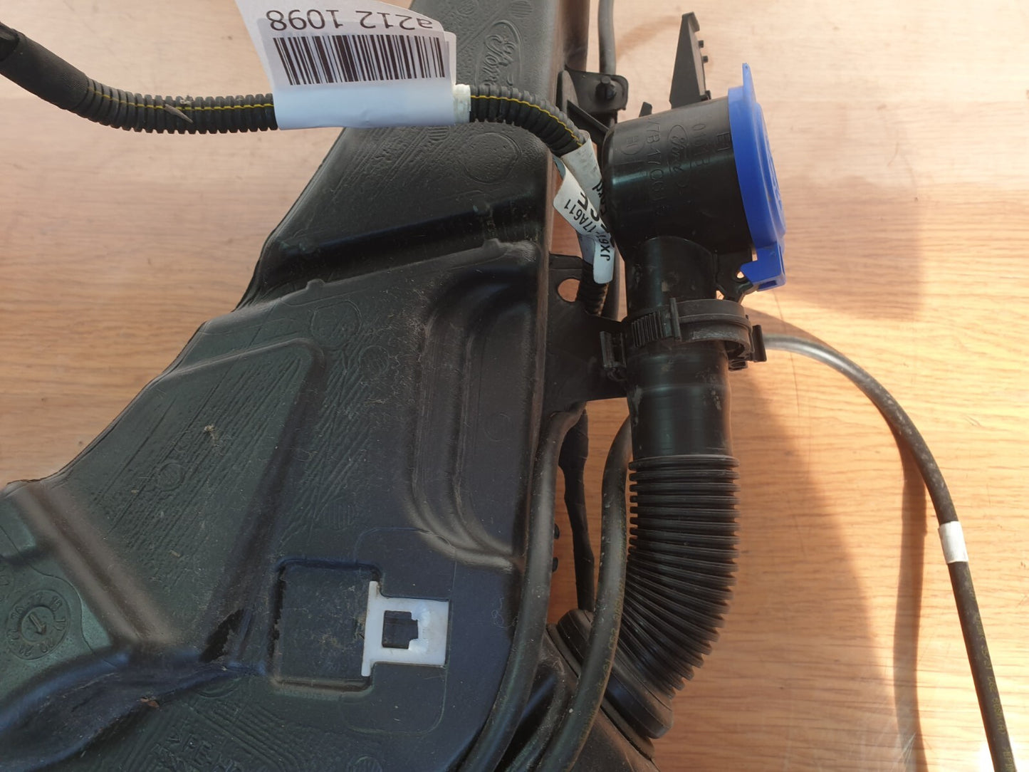 FORD FOCUS ACTIVE X 1.0 PETROL 2021 WINDSCREEN WASHER BOTTLE TANK JX7B17B613EF - Image 9