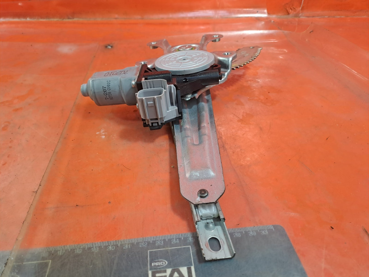 ✅NISSAN JUKE TEKNA 1.5 DIESEL 2017 REAR LEFT WINDOW REGULATOR & MOTOR 82730CV01C - Image 3