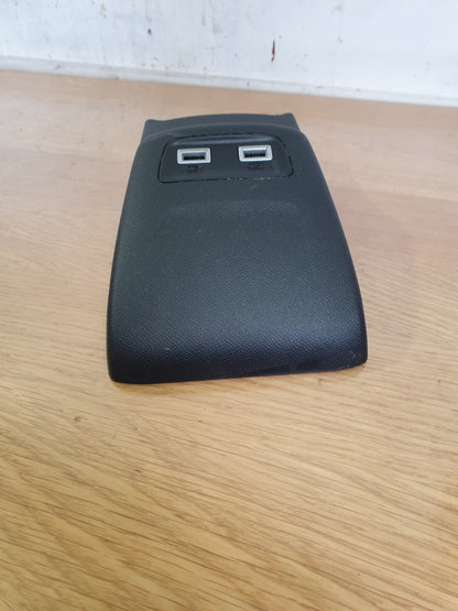 ✅2020 PEUGEOT 208 ALLURE EV USB PORTS TRIM 9824334377 Warranty A197 - Image 7