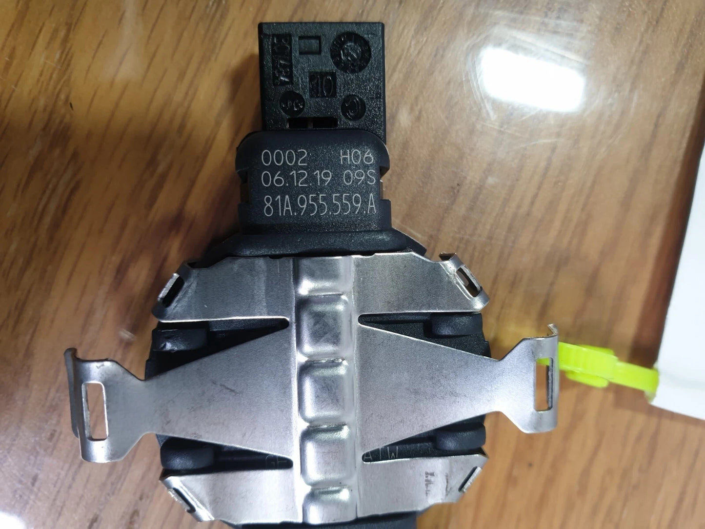 ebay-src:https://i.ebayimg.com/00/s/mtiwmfgxnjaw/z/5y4aaesw1crqgaf7/$_57.jpg