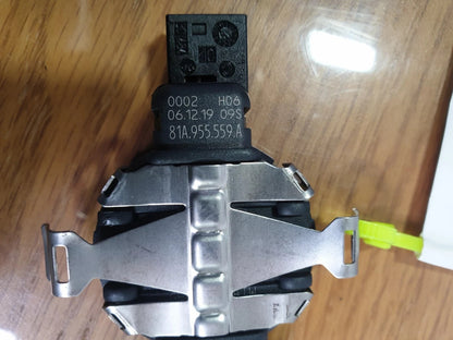 ebay-src:https://i.ebayimg.com/00/s/mtiwmfgxnjaw/z/5y4aaesw1crqgaf7/$_57.jpg