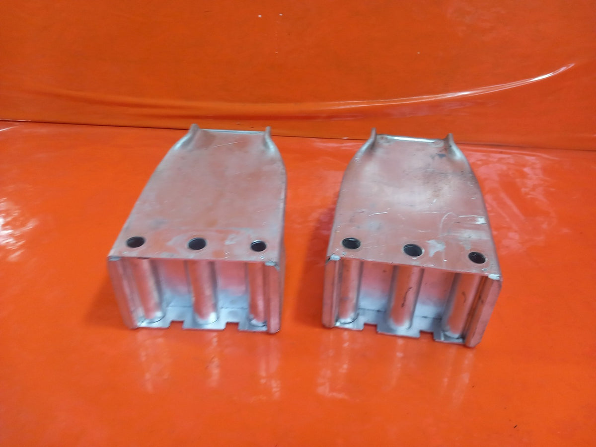 ebay-src:https://i.ebayimg.com/00/s/mtiwmfgxnjaw/z/ufaaaeswzbrqqbkm/$_57.jpg