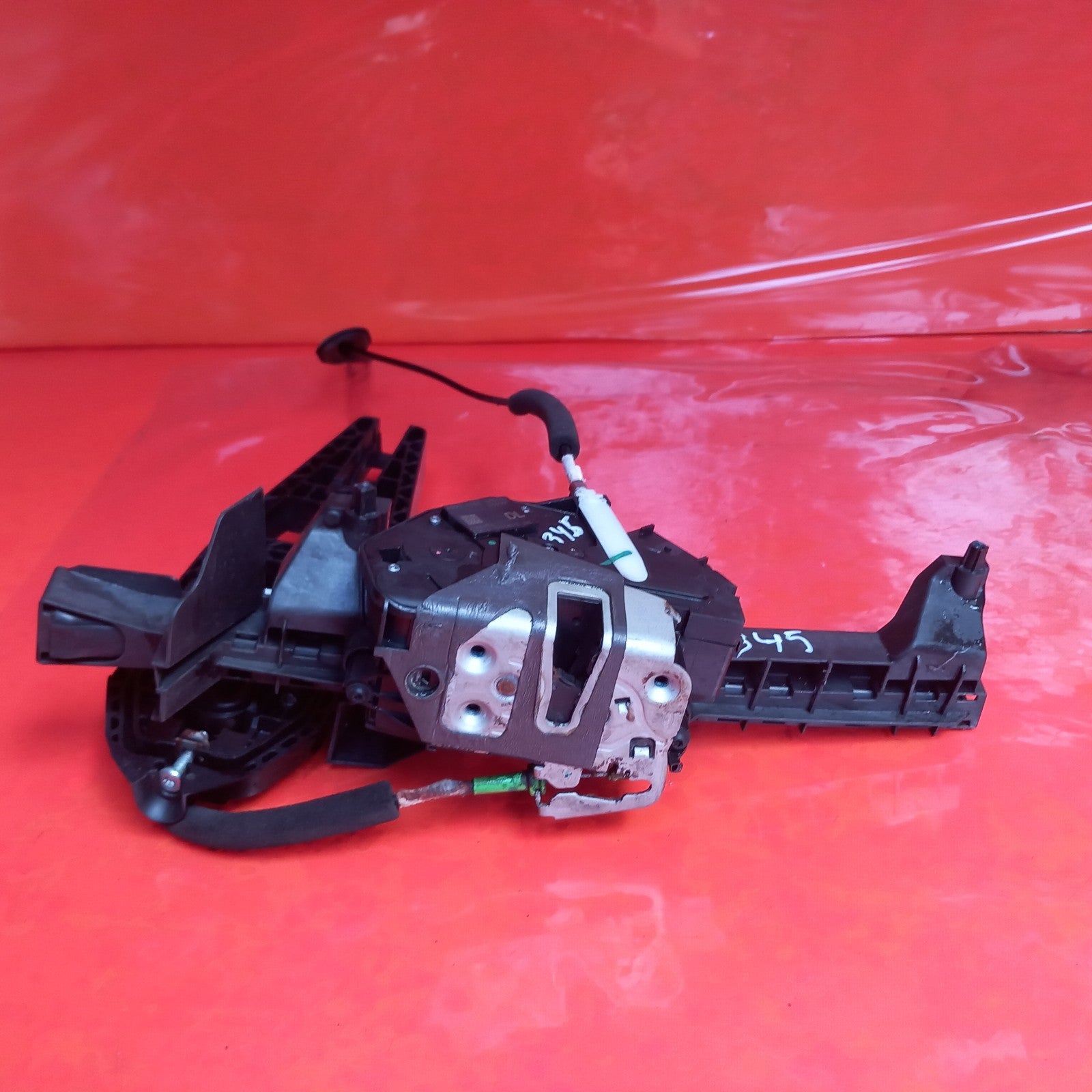 2019 Ford Galaxy MK3 Zetec Front Left Door Lock EM2A-U21813-DC Warranty A345 - Image 2