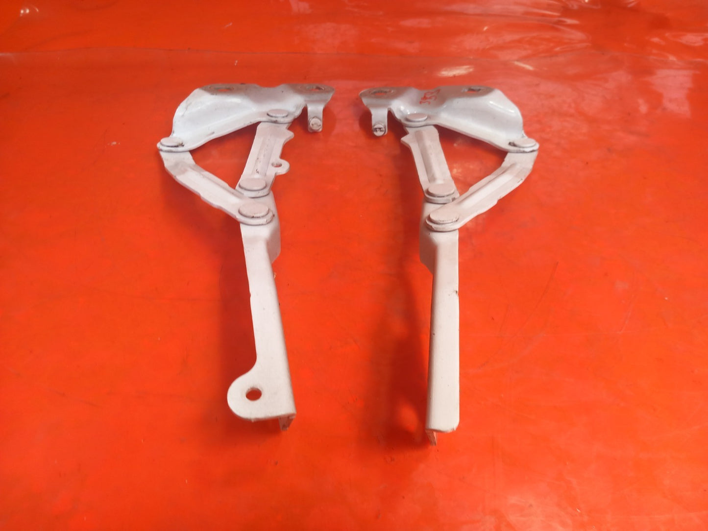 2017 Ford Tourneo Custom Front Bonnet Hinge Pair BK21-16800-AD Warranty A359 - Image 2