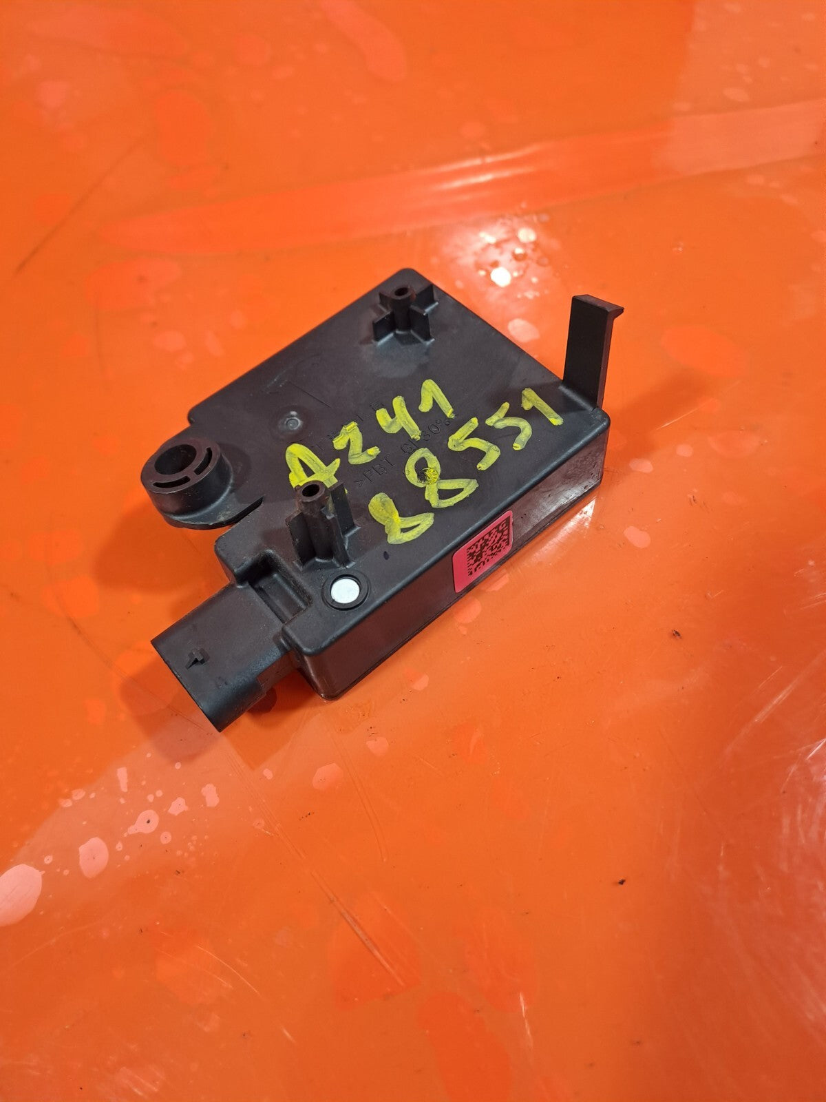 ✅2018-2025 TESLA MODEL 3 REAR BUMPER BODY CONTROL MODULE 1097855-00-H + WARRANTY - Image 8