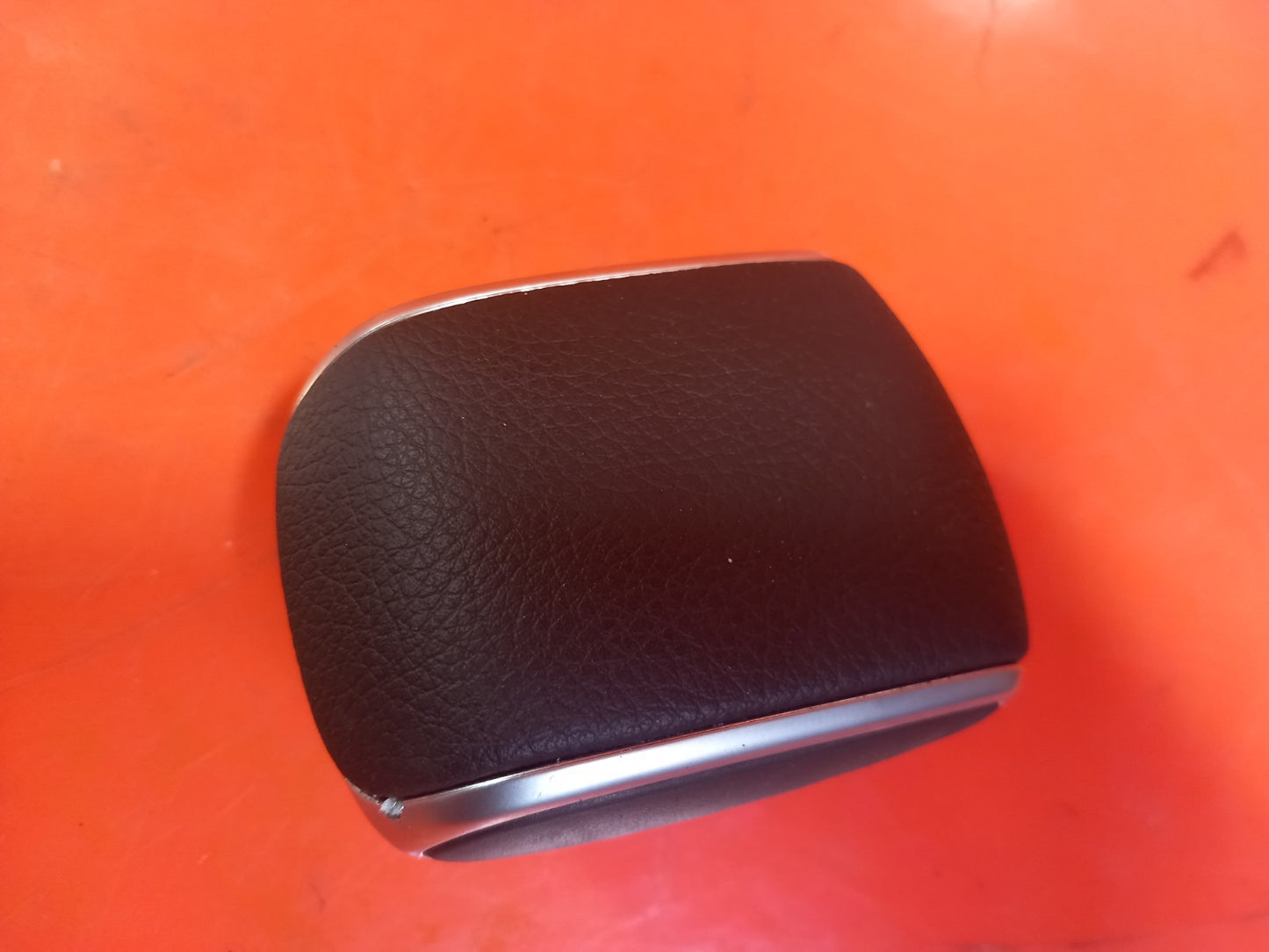 Mercedes Gle 450D AMG 3.0 Diesel 2025 Gear Shifting Knob Top Cover A1676801405 - Image 9