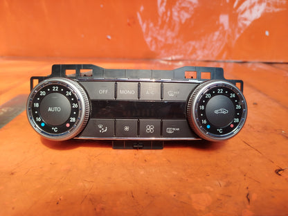 ✅2011 MERCEDES C CLASS W204 HEATER CLIMATE CONTROL PANEL A2049009104 + WARRANTY - Image 1