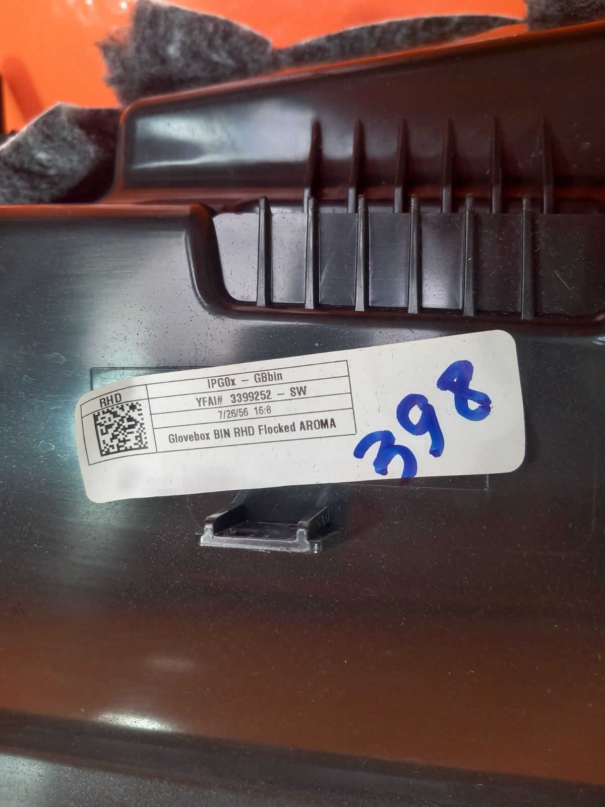BMW X5 G05 3.0 Petrol 2025 Glove Box Storage Compartment 9399720 3399252 9313574 - Image 10