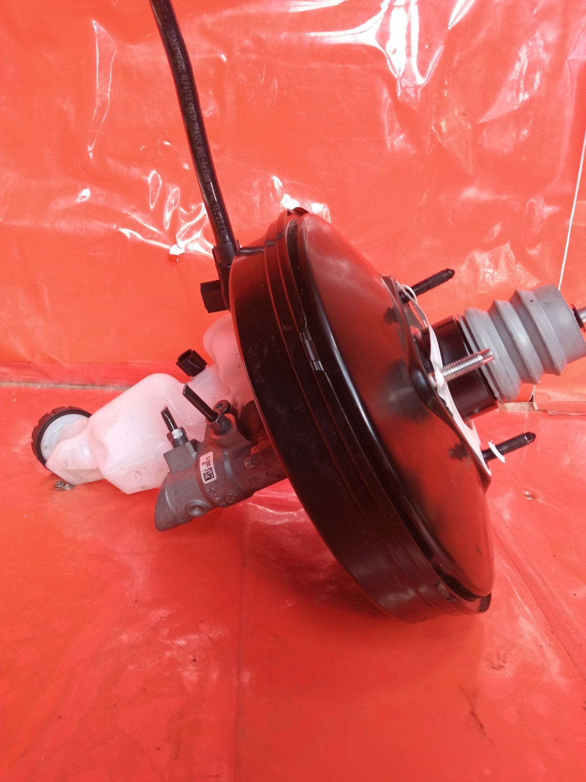 ✅2024 Dacia Duster Journey Brake Servo & Master Cylinder 472106308R A364 - Image 3
