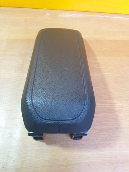 ✅2021 BMW 1 SERIES F40 M SPORT CENTRE CONSOLE ARMREST 9460084 + WARRANTY A177 - Image 4
