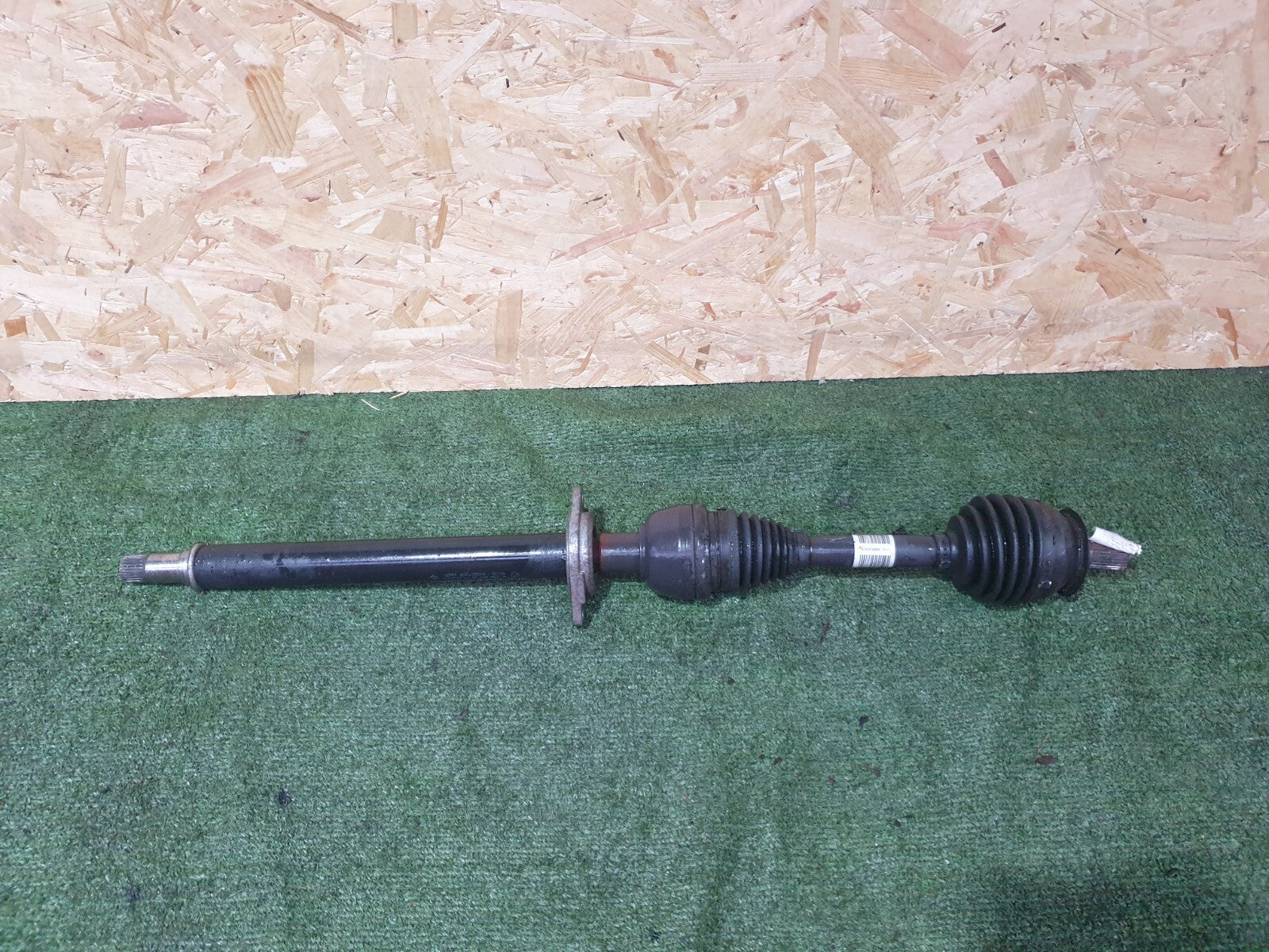 ✅2013 MERCEDES A CLASS W176 1.5D FRONT RIGHT MANUAL DRIVESHAFT A2463303000 A107 - Image 2