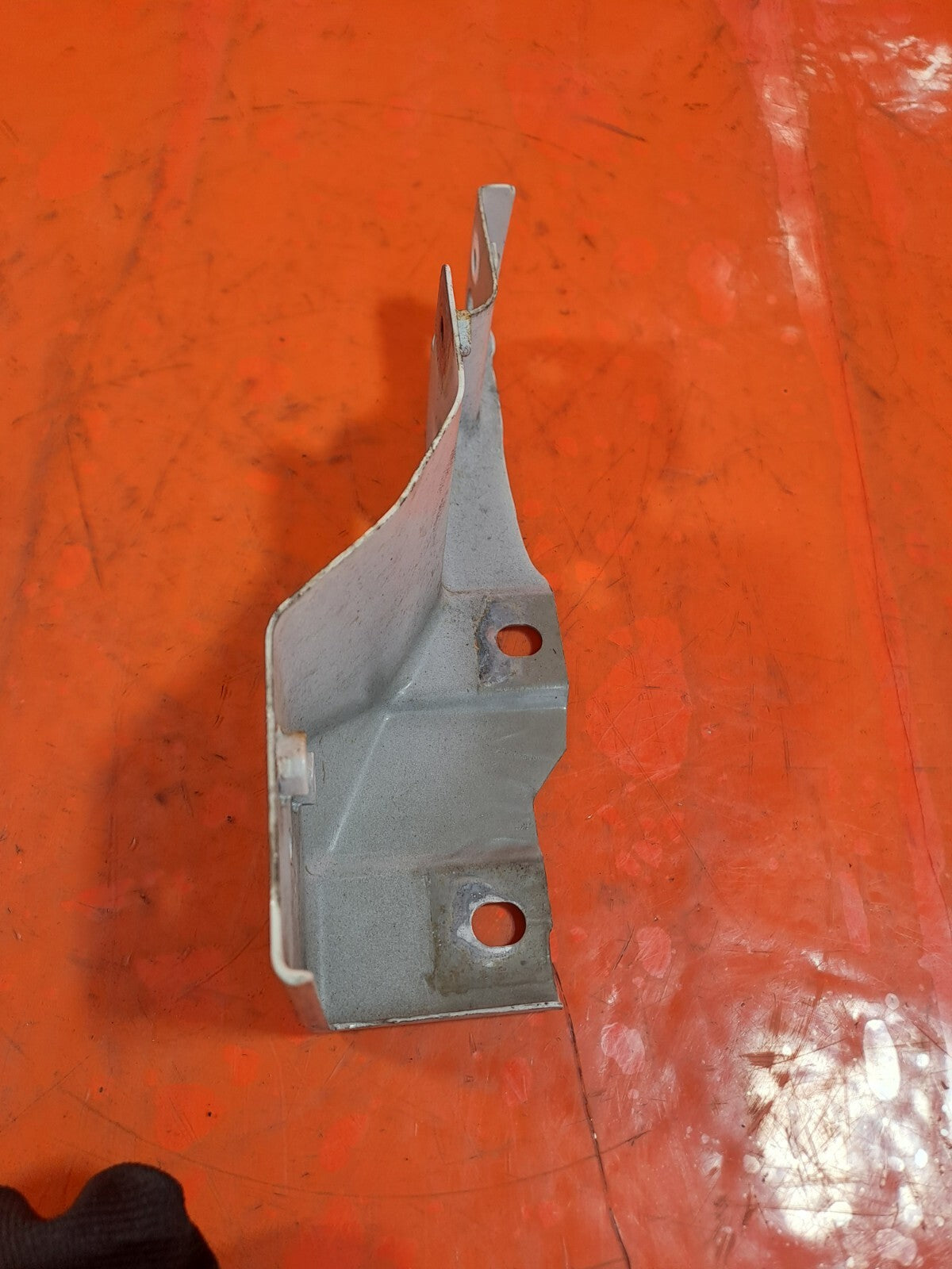 ✅2016 SSANGYONG TIVOLI ELX RIGHT WING BRACKET + WARRANTY A279 - Image 6
