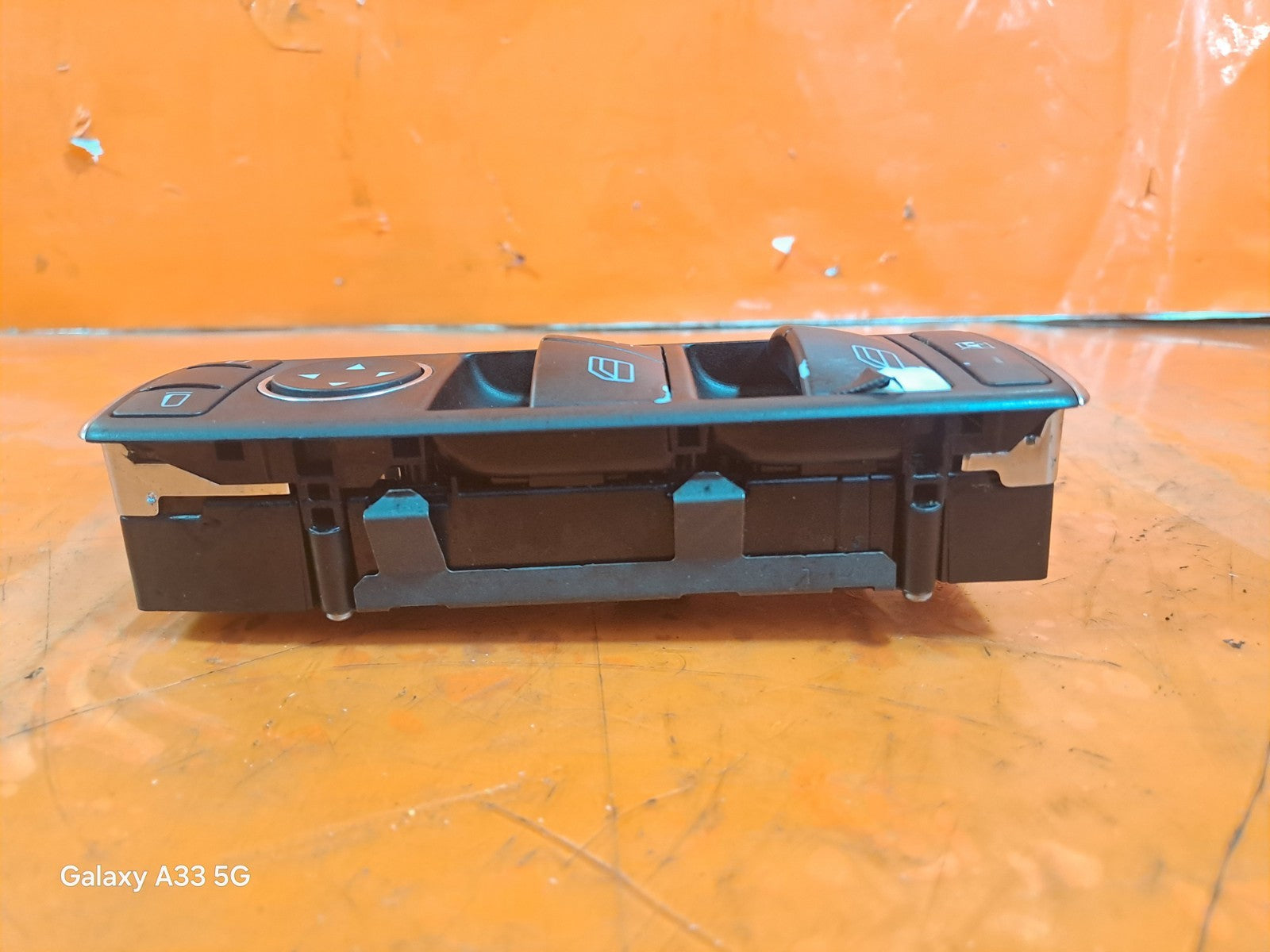 ✅Mercedes B180 W246 2012 1.8 Diesel FRONT RIGHT WINDOW SWITCH A1669054300 A299 - Image 3