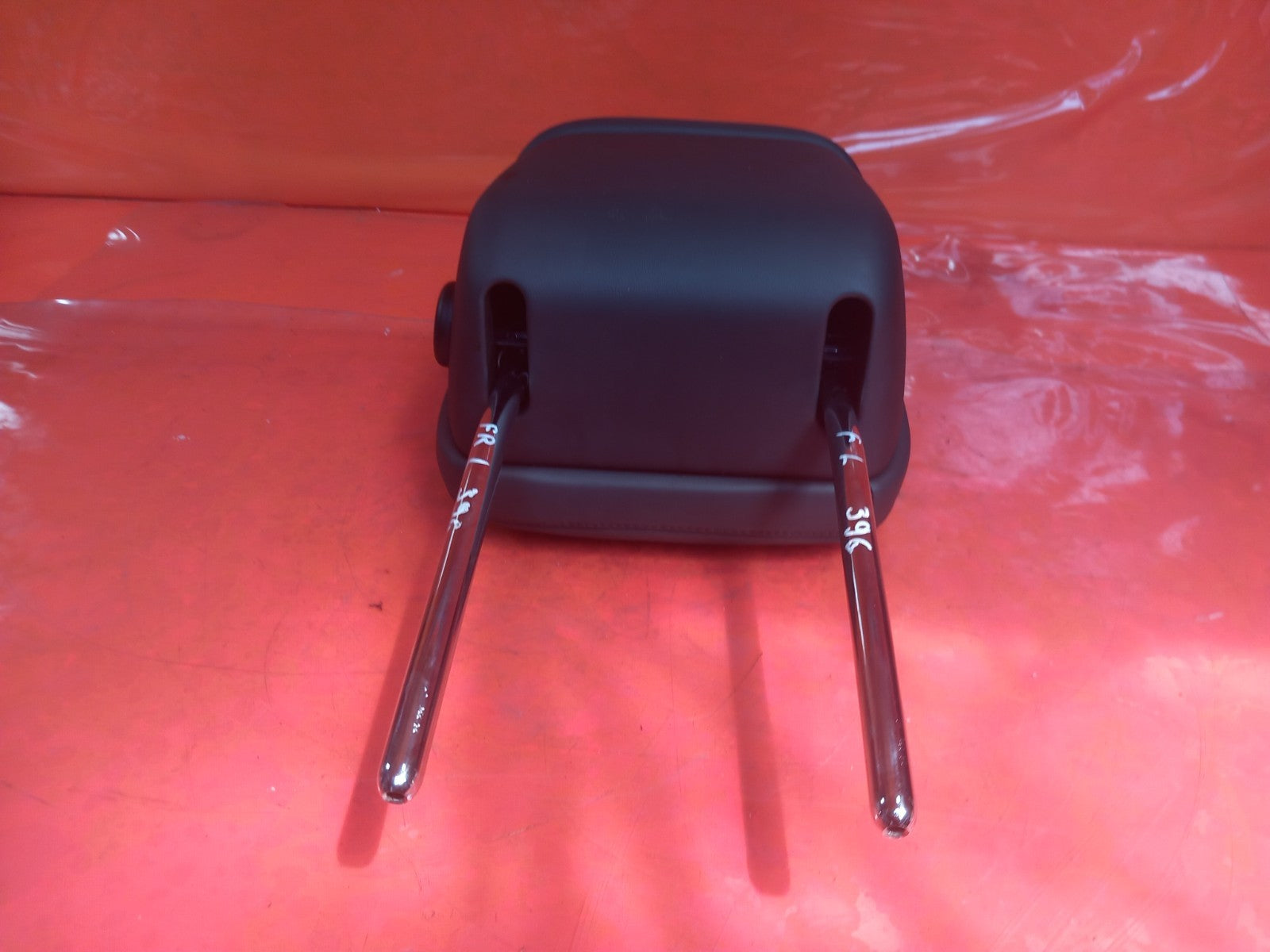 2025 Land Rover Defender L663 Front Left Seat Headrest Warranty A396 - Image 7