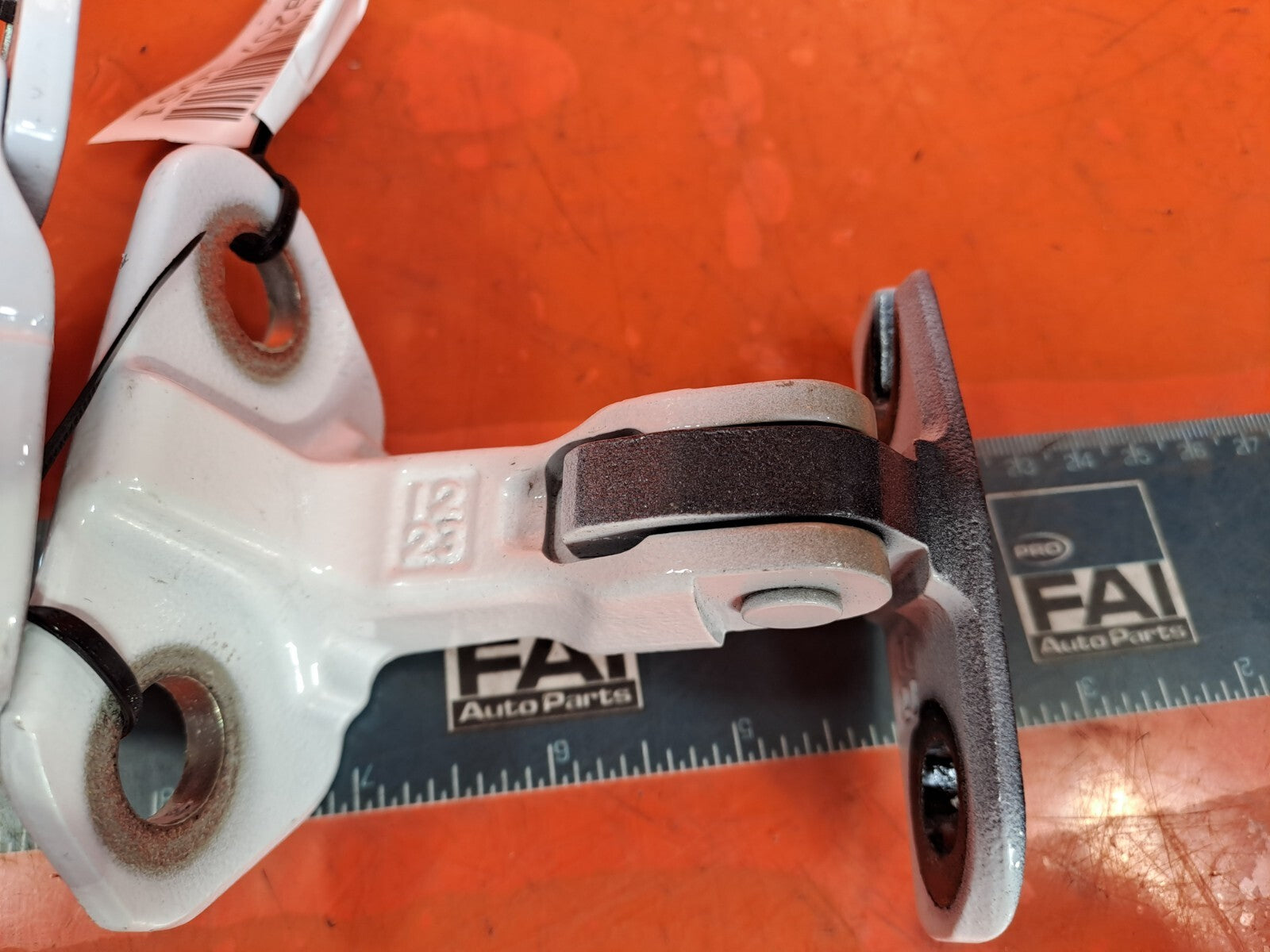 TESLA MODEL 3 LONG 2024 REAR RIGHT DOOR HINGES RUL-631-D Warranty A207 - Image 11