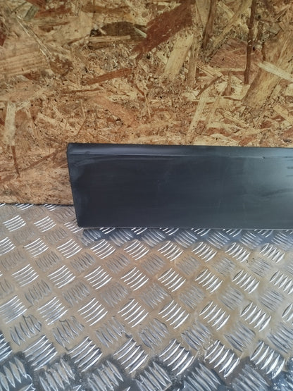 ✅FIAT TALENTO 1.6 DIESEL 2016 RIGHT SIDE DOOR PANEL MOULDING TRIM 93453580 A253 - Image 4