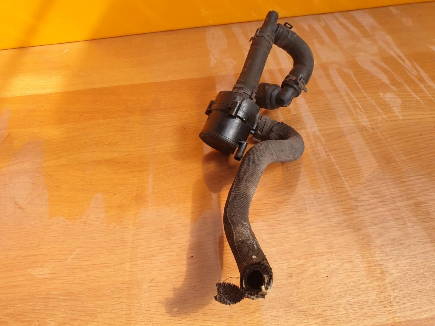 ebay-src:https://i.ebayimg.com/00/s/mtiwmfgxnjaw/z/udsaaeswcm9qay4x/$_57.jpg