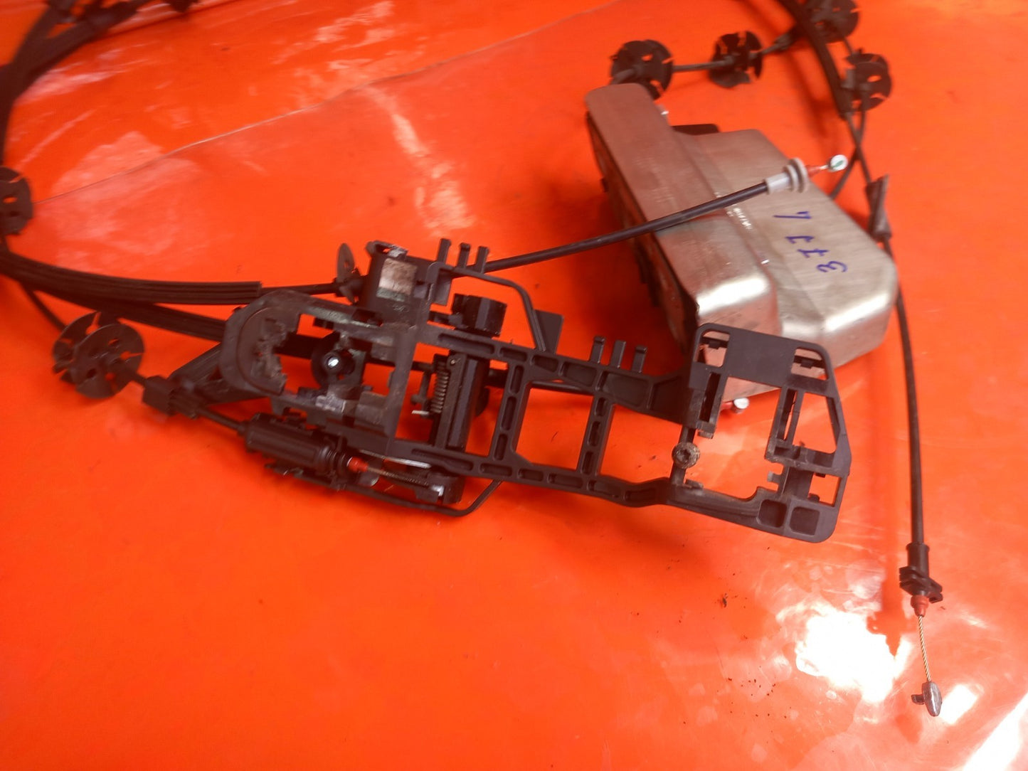 Ford Tourneo Custom 2.2 Diesel 2015 Left Sliding Door Lock BK2AV26413BB Warranty - Image 4