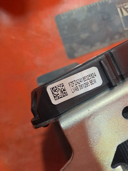 ebay-src:https://i.ebayimg.com/00/s/mtywmfgxmjaw/z/6quaaeswfjzpqtji/$_57.jpg