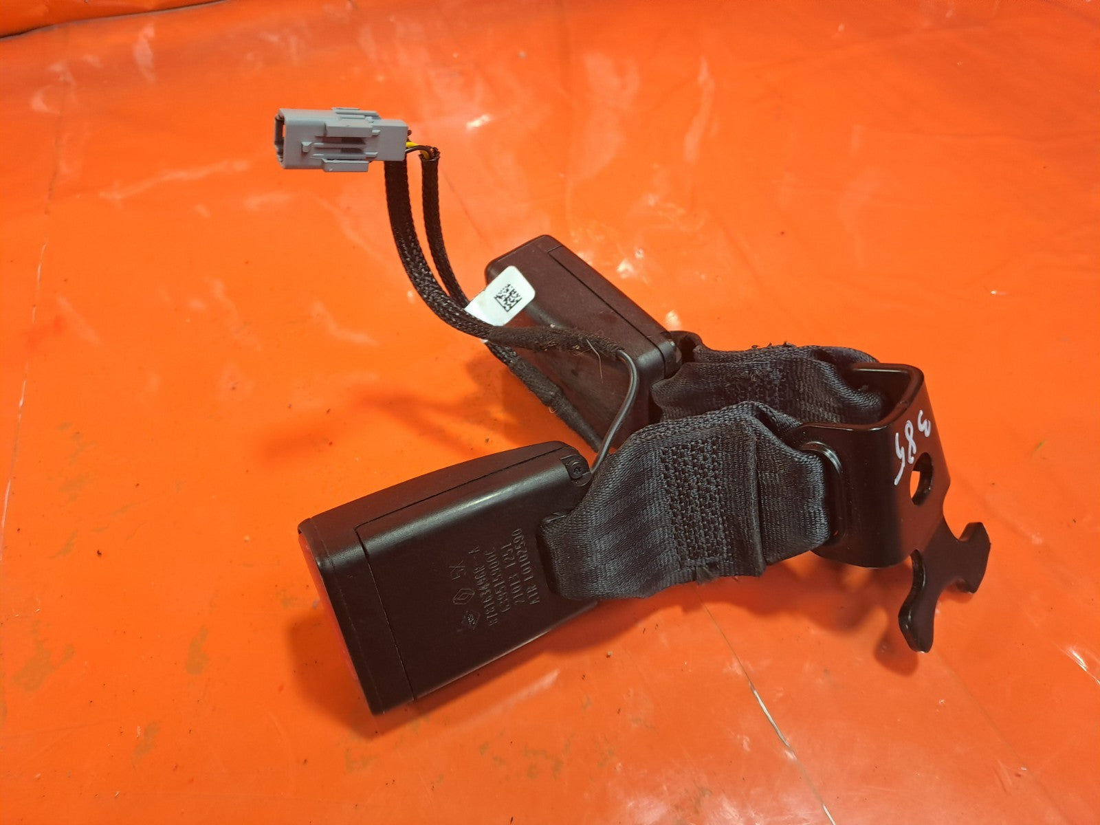 ✅2021 Renault Captur MK2 Rear Center Twin Seat Belt Buckle 878163496R A385 - Image 5