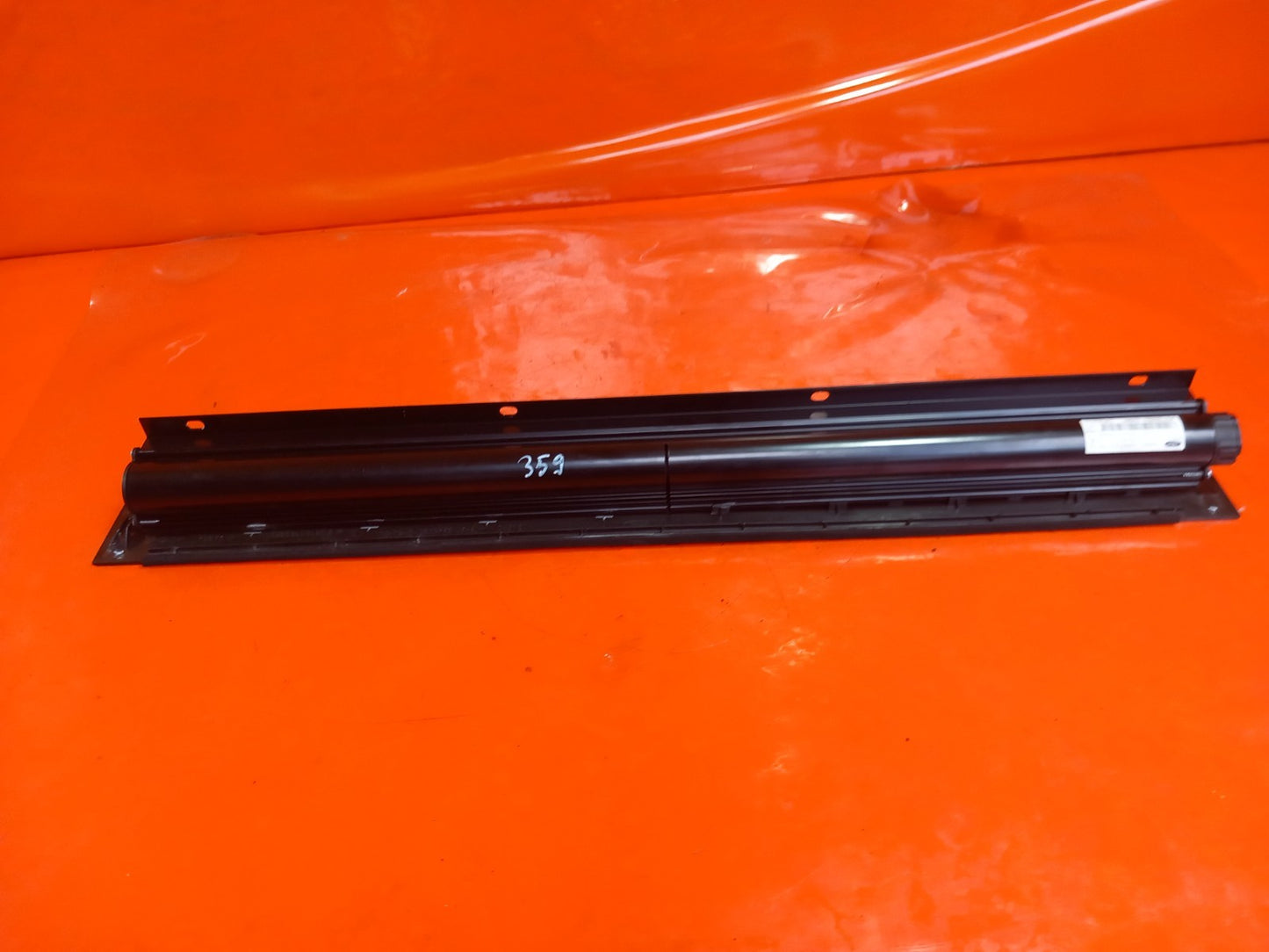 2017 Ford Tourneo Custom Left Side 2nd row Rear Roller Shade BK21-B246A41-AA - Image 9