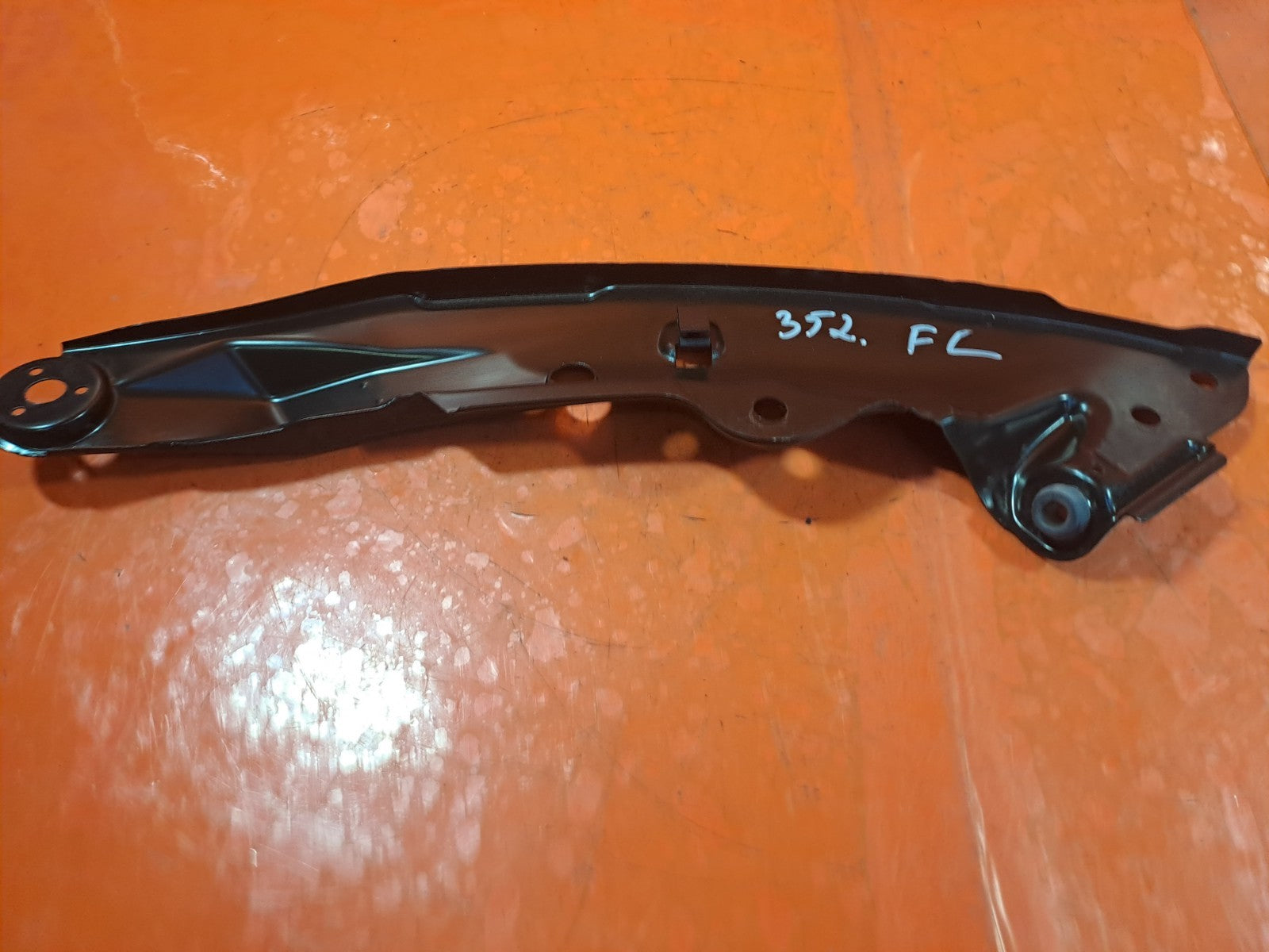 ✅VW GOLF STYLE MK8 1.5 PETROL 2020 FRONT LEFT HEADLIGHT BRACKET A352 - Image 11