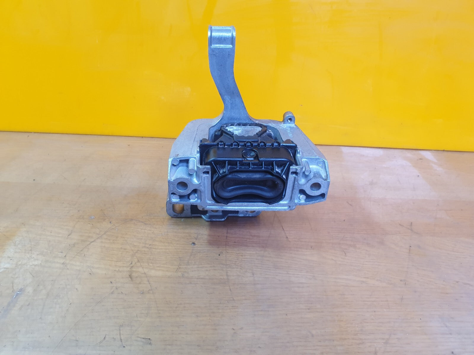 ✅VW T-ROC LIFE 1.5 PETROL 2022 ENGINE MOUNT 5WA199262 Warranty A192 - Image 1