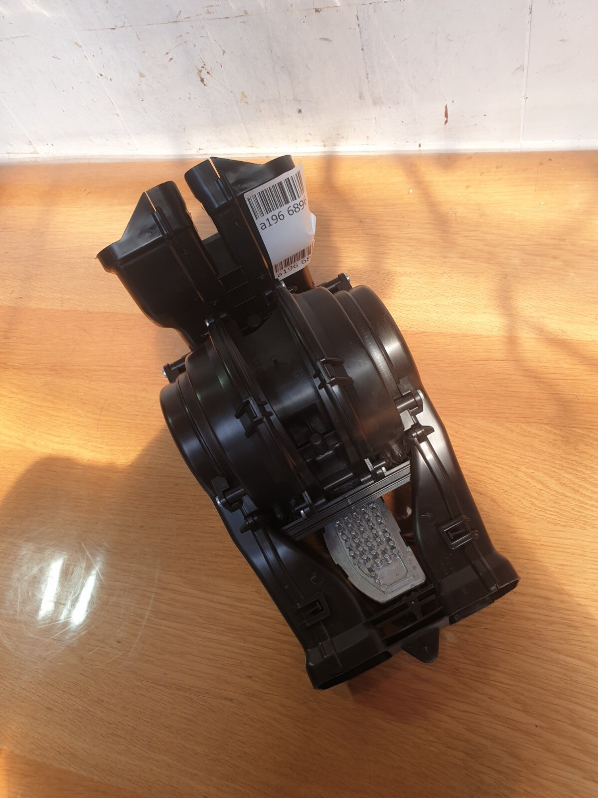 ebay-src:https://i.ebayimg.com/00/s/mtywmfgxmjaw/z/vk4aaoswildmzn1x/$_57.jpg