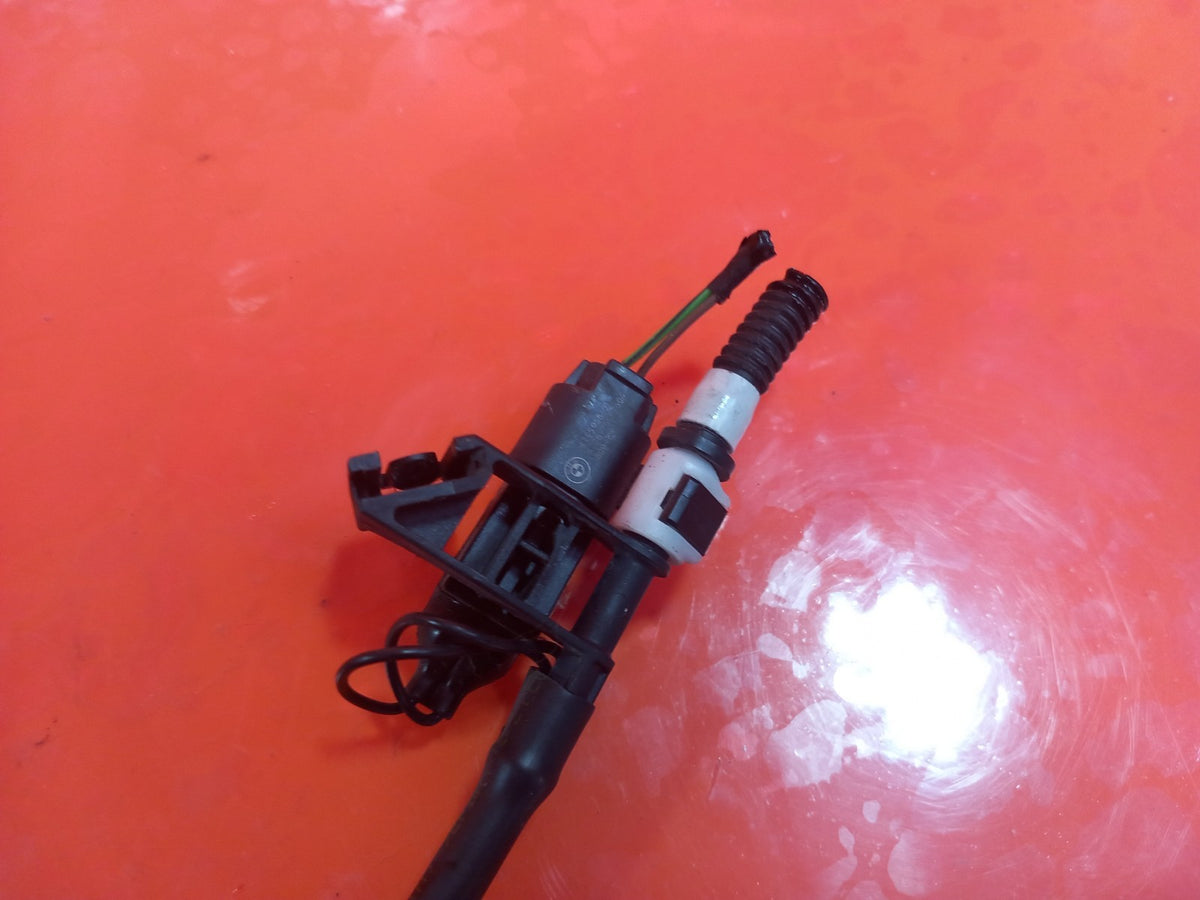 ebay-src:https://i.ebayimg.com/00/s/mtiwmfgxnjaw/z/v-0aaesweu1qncbs/$_57.jpg