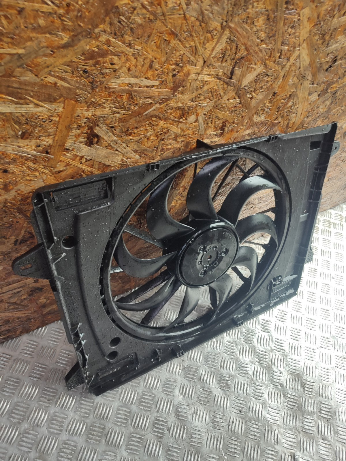 ebay-src:https://i.ebayimg.com/00/s/mtywmfgxmjaw/z/pukaaeswgw5o0eg3/$_57.jpg