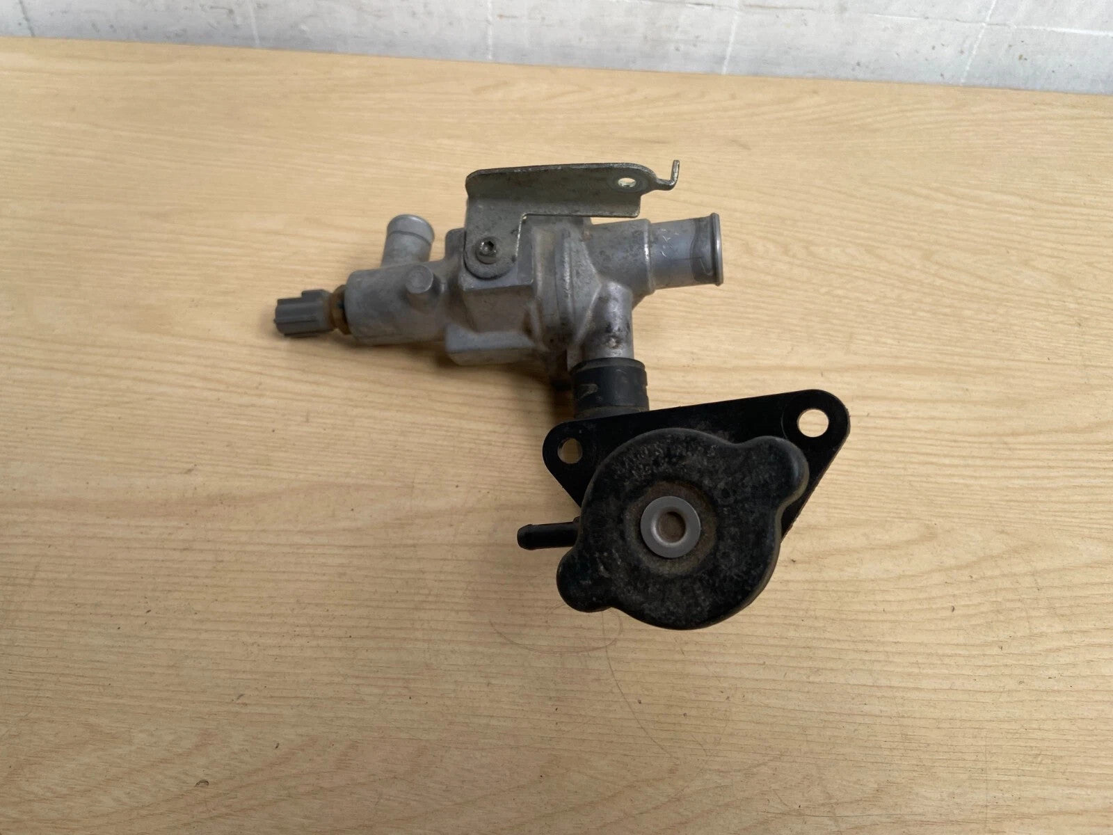 ✅Yamaha XVS 1300 C 1.3 Petrol 2015 Thermostat Housing Assembly Warranty A031 - Image 5