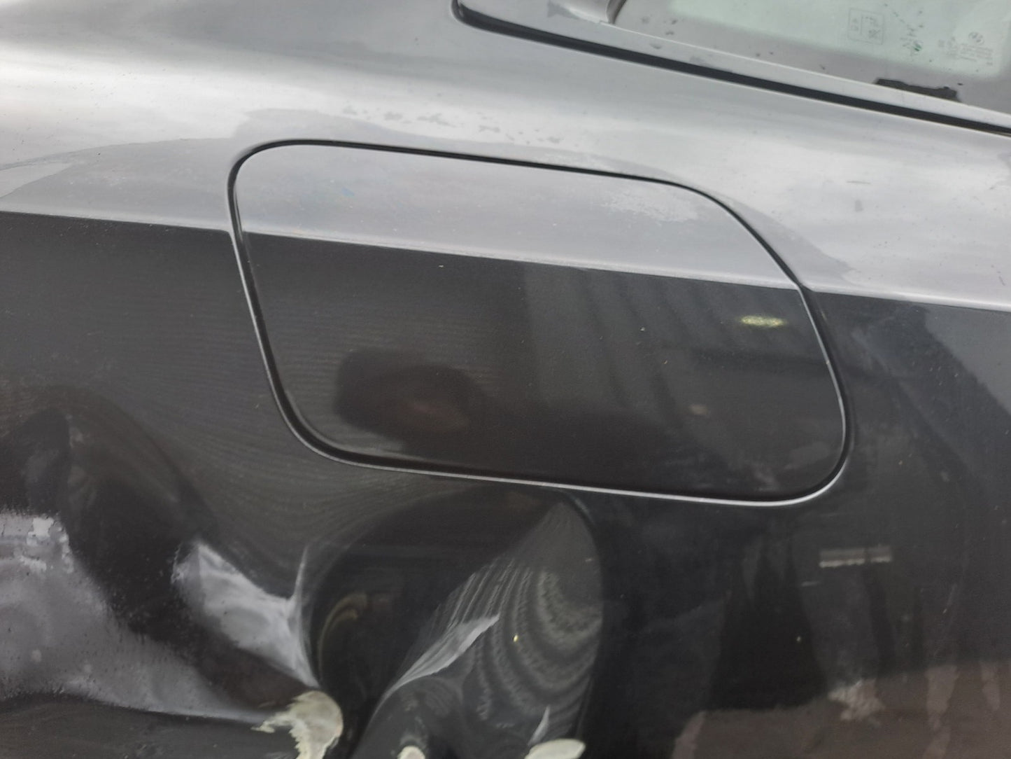 ✅BMW F44 218I M Sport 1.5 Petrol 2020 Fuel Filler Flap Cover Black 9452488 A386 - Image 5