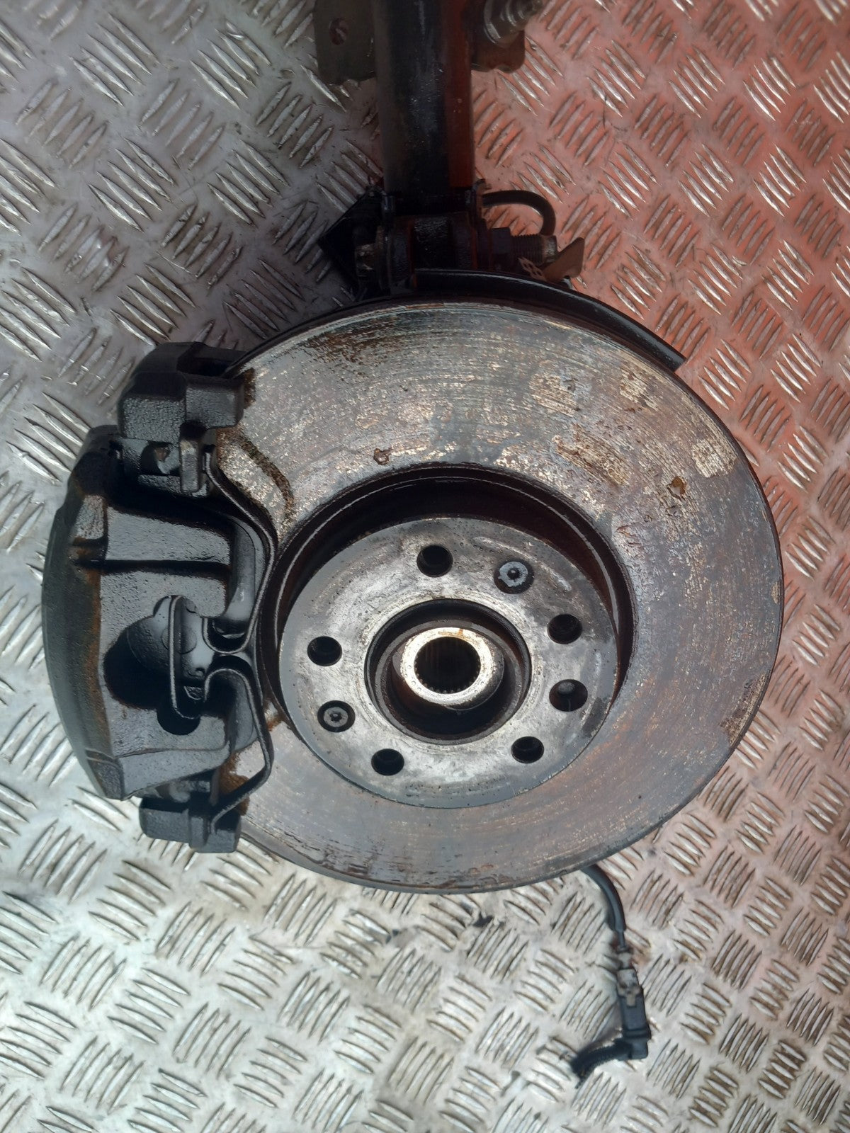 Vauxhall Vivaro 2900 1.5 Diesel 2020 Front Left Suspension Leg Hub Warranty A380 - Image 3