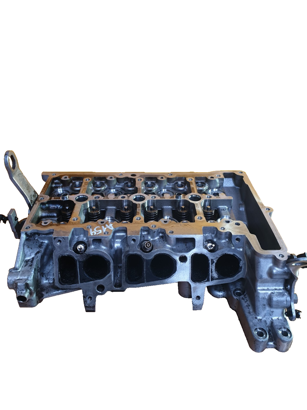 2016 BMW 1 Series F20 1.5 Diesel Engine Cylinder Head 8513677 Warranty A154 - Image 1