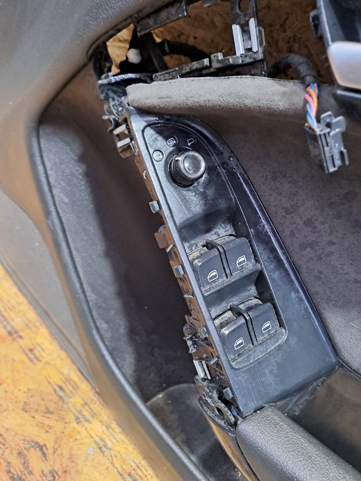 ✅AUDI A5 1.8 PETROL 2012 FRONT RIGHT DOOR CARD 8F2867106 + WARRANTY A222 - Image 4