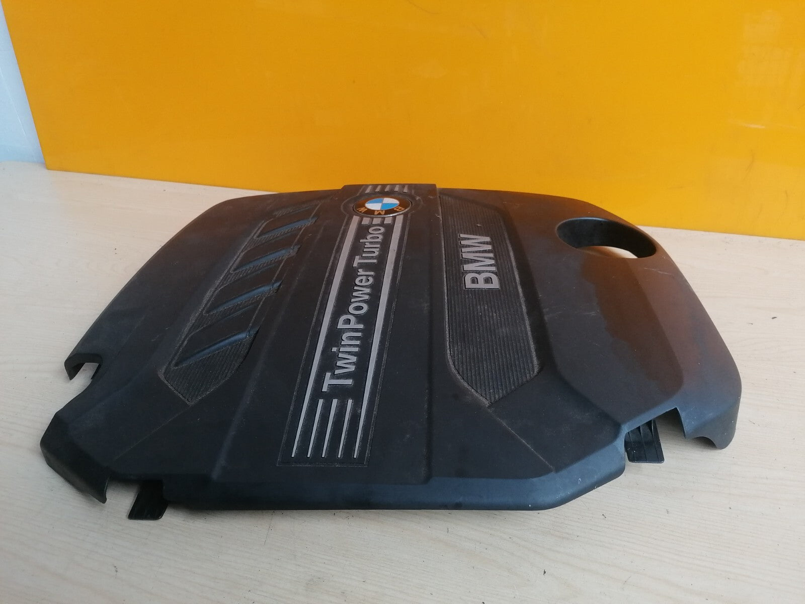 BMW 1 SERIES F20 F21 2011-2019 ENGINE COVER TOP 7810800 X00 - Image 8