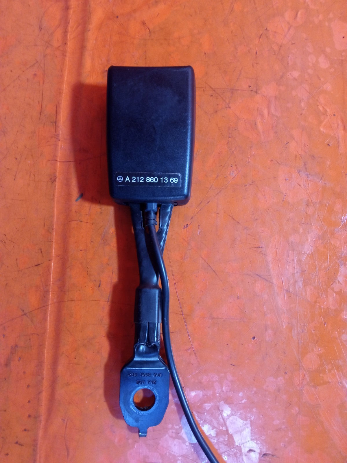 ✅Mercedes E220 W212 2.1 Diesel 2009 Front Left or Right Seat Belt Buckle A314 - Image 4