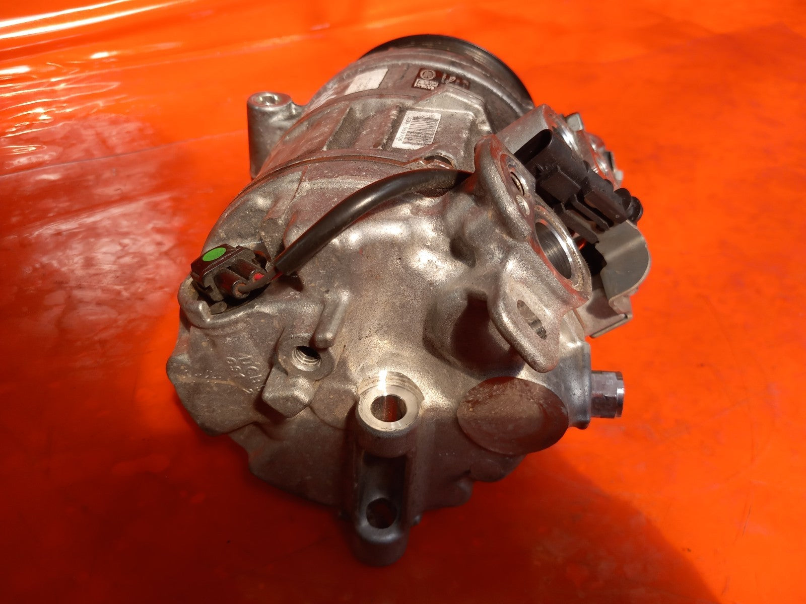 2025 Land Rover Defender L663 A/C Compressor Pump M8A2-19D629-CB Warranty A396 - Image 4