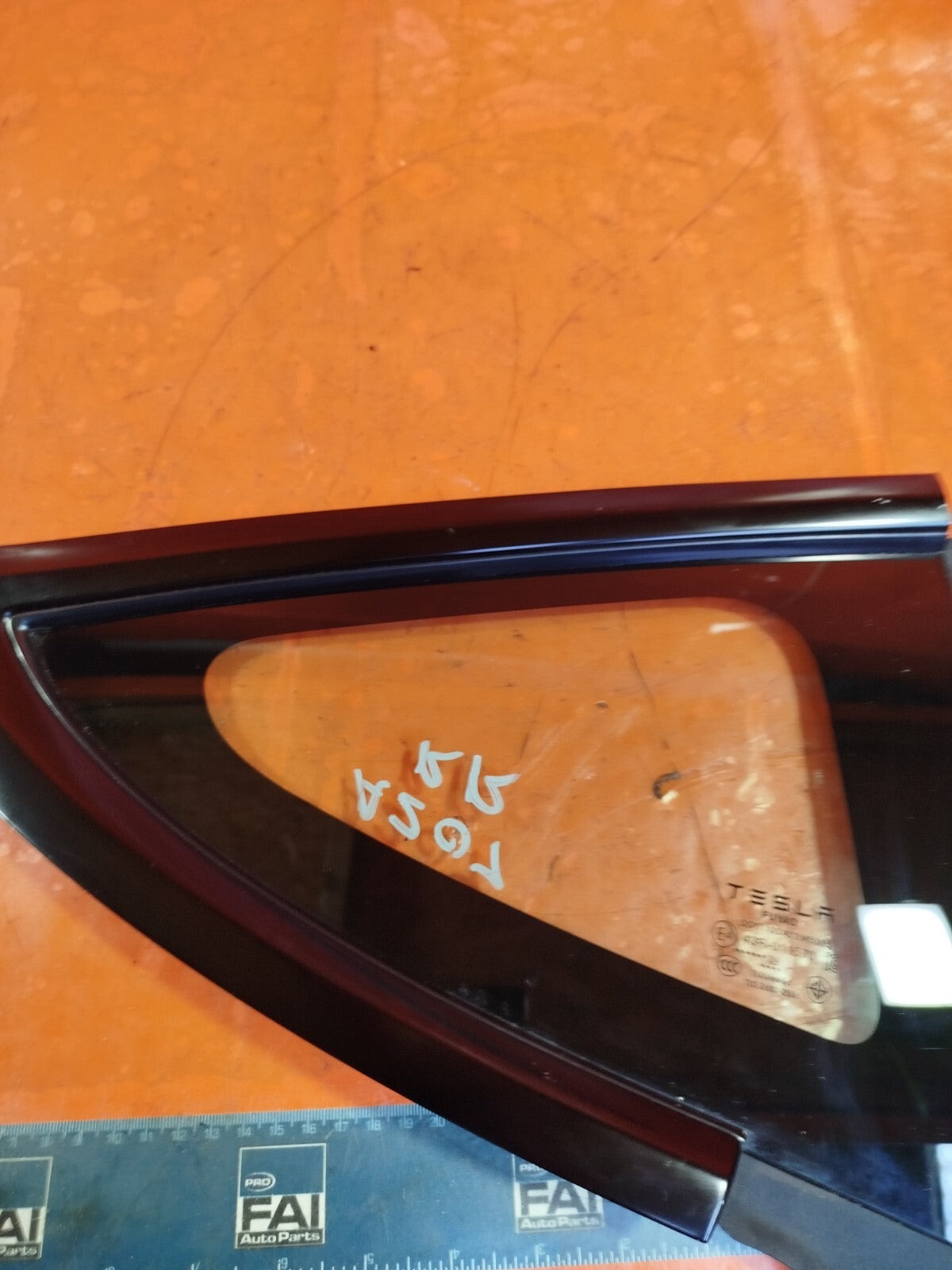 ✅TESLA MODEL 3 LONG 2024 REAR RIGHT QUARTER WINDOW GLASS 43R-011570 1910990-00-C - Image 4
