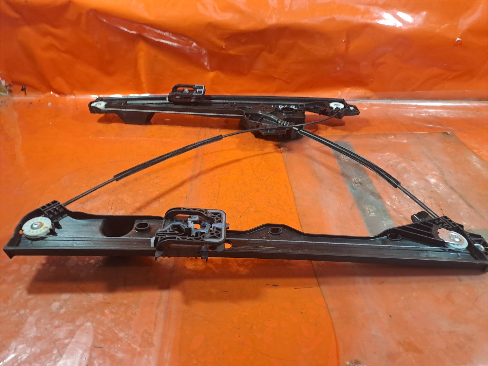 ebay-src:https://i.ebayimg.com/00/s/mtiwmfgxnjaw/z/g2kaaesw2ztposjz/$_57.jpg