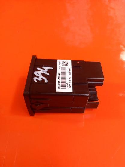 Ford Transit Custom 2.0 Diesel 2021 USB Socket Connector JK2T14F014AB Warranty - Image 3