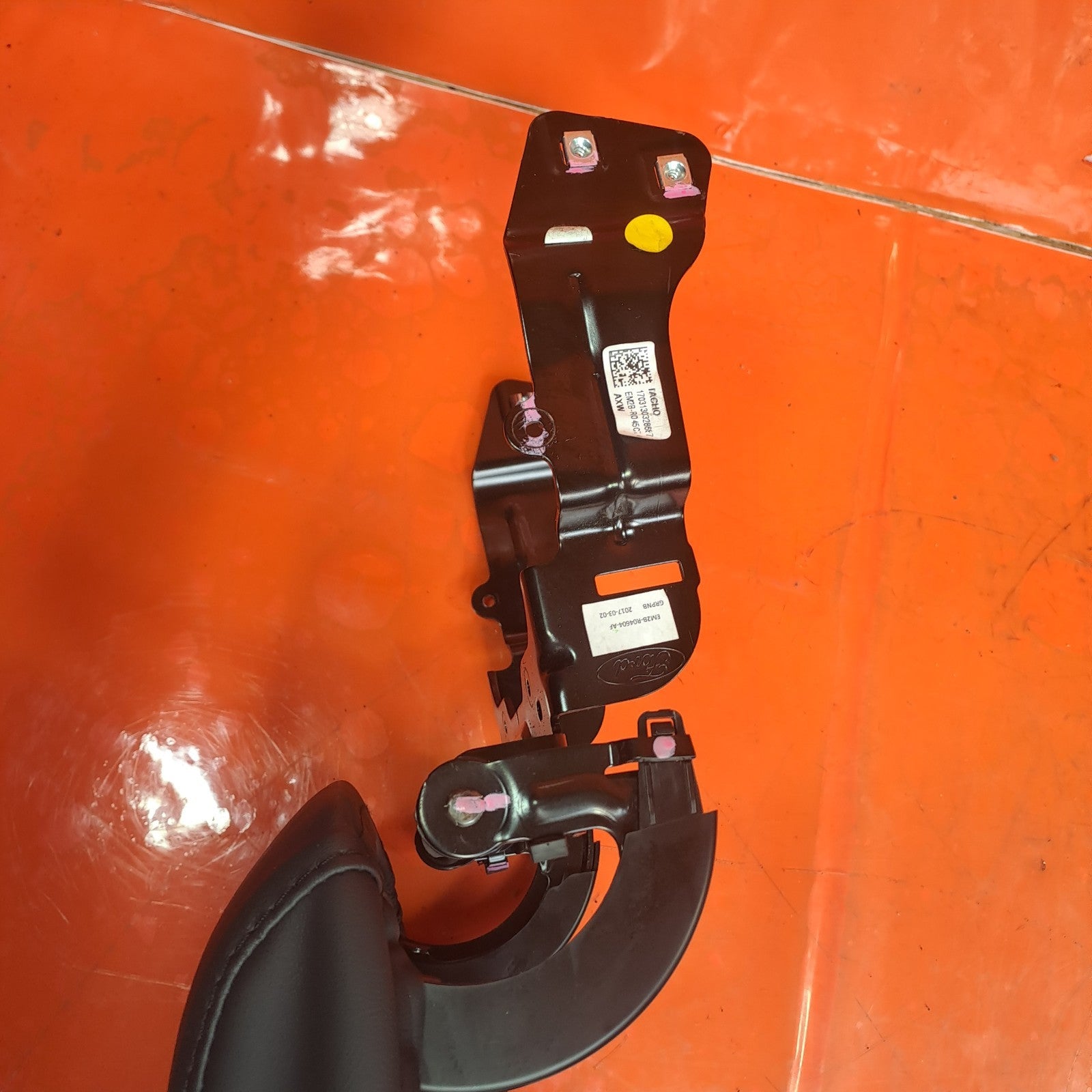 ✅Ford Galaxy Zetec 2017 2.0 Diesel LEATHER ARMREST EM2B-R04604-AF Warranty - Image 6