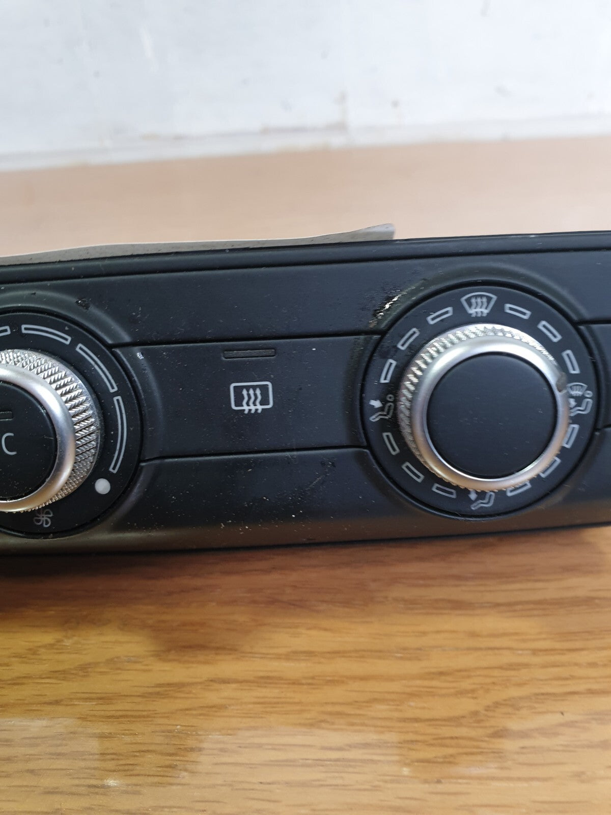 ebay-src:https://i.ebayimg.com/00/s/mtywmfgxmjaw/z/mmcaaoswi4nmu0ot/$_57.jpg