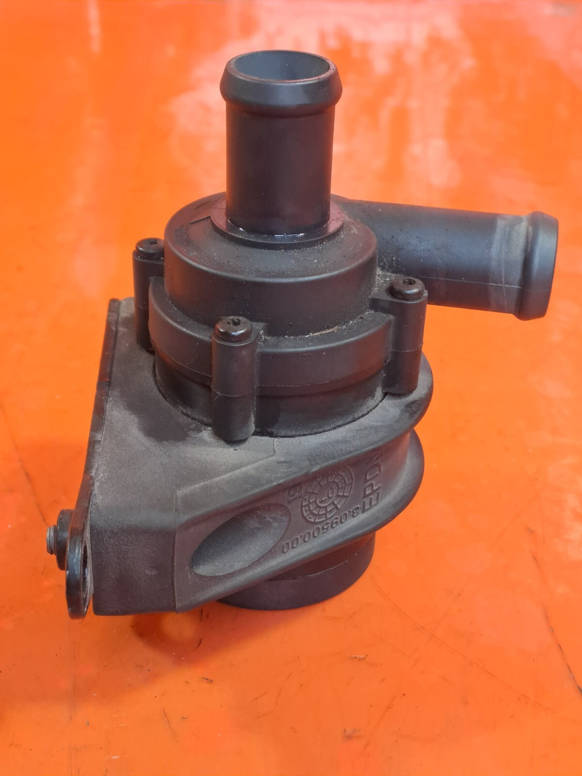 ✅2010 AUDI A5 8T S LINE 2.0TFSI AUXILIARY WATER PUMP 06H965561 + WARRANTY A223 - Image 1